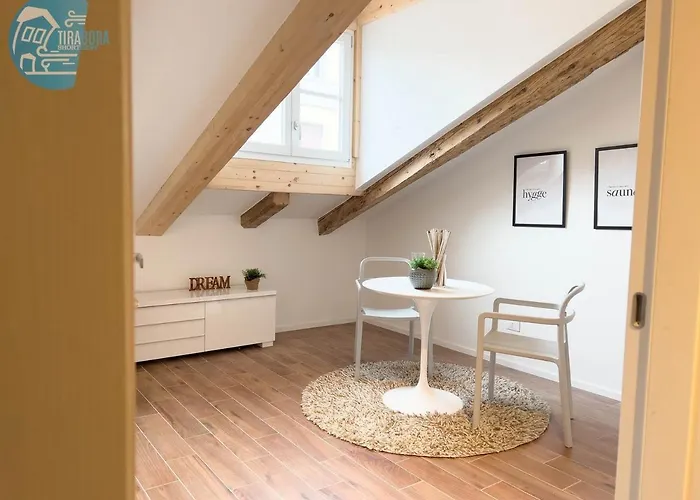 Gozzi 4 Tirabora Short Rent 아파트 *